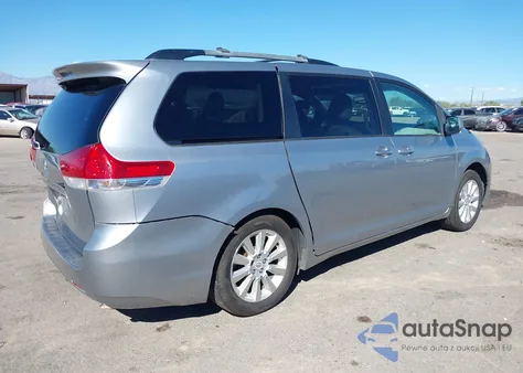 2011 Toyota Sienna Xle z USA, uszkodzony, nr VIN 5TDDK3DC5BS009990
